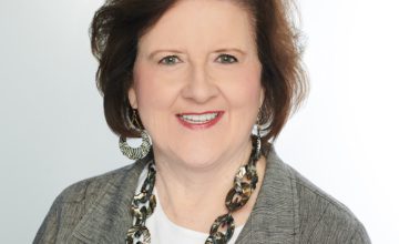 Janie Huddleston Headshot